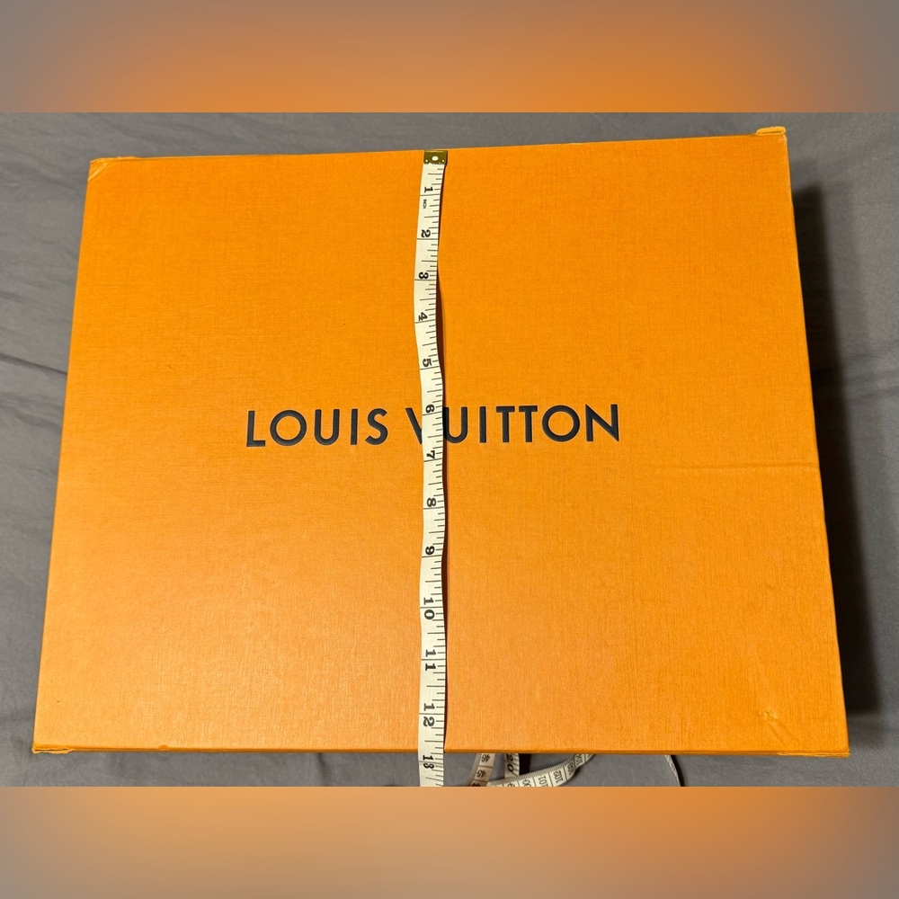 Louis Vuitton Large Box - Picture 2 of 13